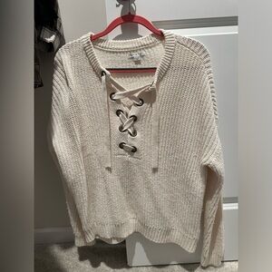 Cream knit American Eagle sweater